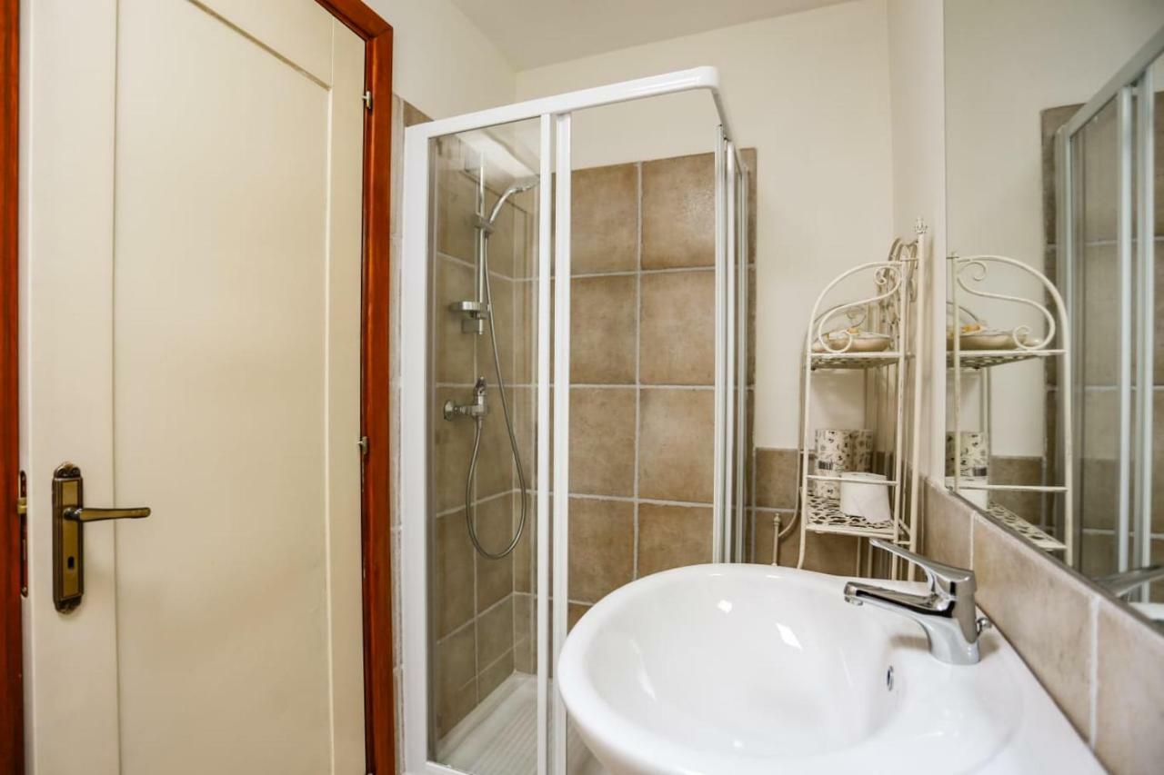 Palazzo Candido Suites & Apartments - Sit Apartment เลชเช ภายนอก รูปภาพ