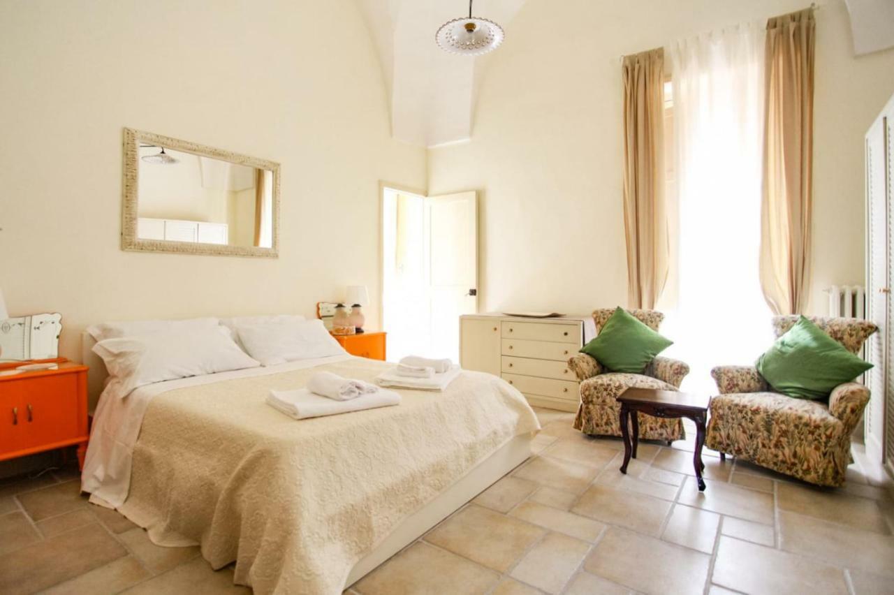 Palazzo Candido Suites & Apartments - Sit Apartment เลชเช ภายนอก รูปภาพ